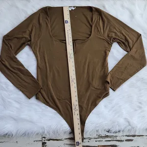 Good American -480 NWOT - STRETCH JERSEY U‎ RING BODYSUIT Beige Size 5 / 2XL thumbnail 8