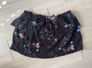 PacSun Top thumbnail 1