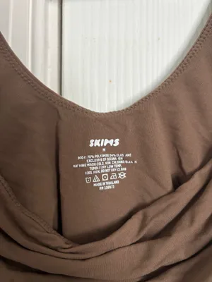 SKIMS Women's One Piece Bodysuit Brown Solid Moderate Compression Wireles thumbnail 2