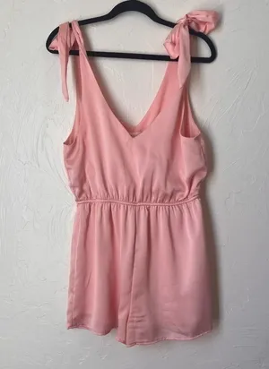 Altar’d State Pink tie romper size M thumbnail 1