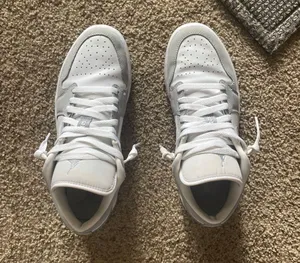 Air Jordan 1 Low thumbnail 4