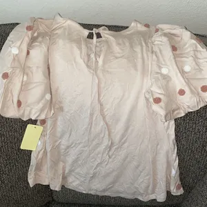 ✨HP✨Embroidered Polka Dot Puff Sleeves Blouse✨ Brown Size L thumbnail 6