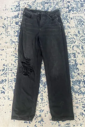 American Eagle Black Jeans Mom thumbnail 2