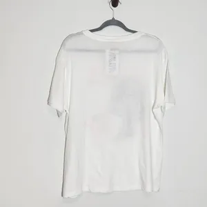 Aretha Franklin T-Shirt NWT Size Medium White Short Sleeve Aretha Franklin Tee thumbnail 4