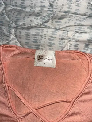 Light Pink / Peach Long-Sleeve Crisscross Neck Tunic Cold Shoulder Top thumbnail 2