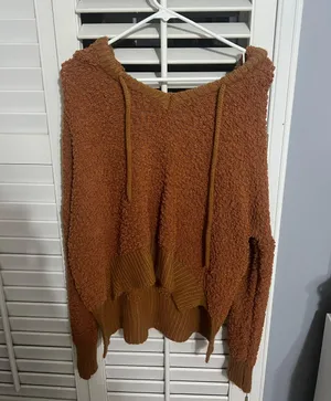 Sweater thumbnail 1