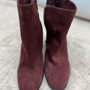 Arturo Chiang leather upper suede block heel bootie thumbnail 3