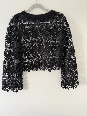 NWT- HYFVE Ramona Black Indiepop Quiet Luxury Crochet Floral Top size medium thumbnail 4