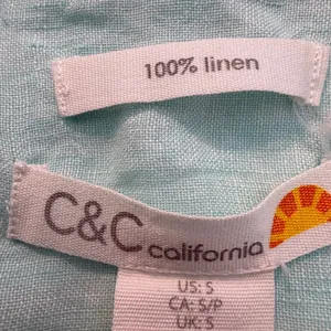 C&C California Women's Small 100% Linen Button Up Shirt Aqua Roll Tab Sleeve thumbnail 3