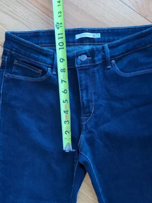 Levi's Dark Wash Mid-Rise Skinny Womens Size 12 (28x30) Denim Stretch Jeans thumbnail 8