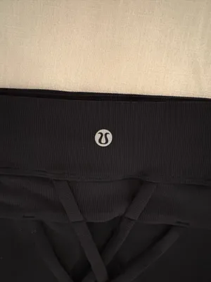 Lululemon Sports Bra thumbnail 2