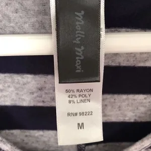 Molly Maxi Vneck striped short sleeve shirt. Size Medium. thumbnail 3