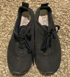 Hey Dude woman lace up shoes size 8 see pics for details thumbnail 1