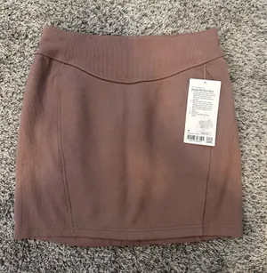 Lululemon Scuba Skirt thumbnail 1