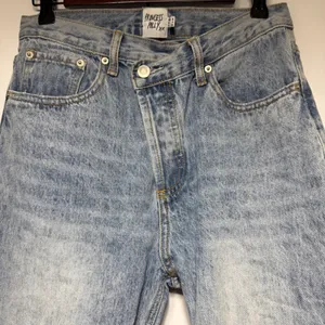 Princess Polly Asymmetric Waist High Rise Straight Leg Jeans‎ Size 4 Blue Denim thumbnail 3