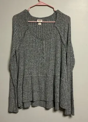 Mossimo Supply Co. V-Neck Henley Peplum Top Size S Gray thumbnail 1