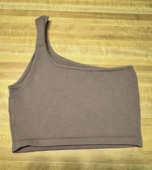 Babaton‎ One-Shoulder Ribbed Crop Top - small Brown Aritzia thumbnail 1