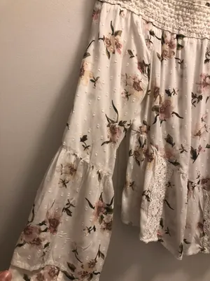 American Eagle Floral Top thumbnail 2