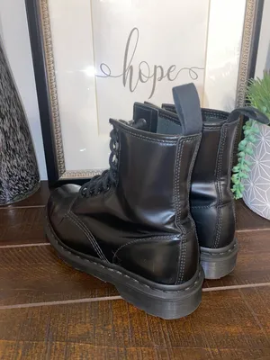 Dr. Martens The Original 1460 All Black Mono Smooth Leather Combat Boots Size 7 thumbnail 6