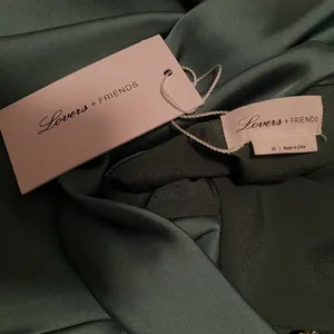 Lovers And Friends Boa Mini Slip Dress Cowl Neck Satin Emerald Green XS NWT thumbnail 4