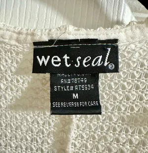 Wet Seal Cream color crotchet shawl size medium thumbnail 7