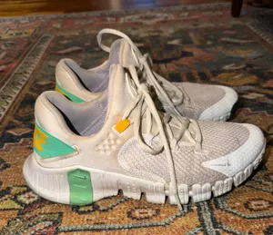 Nike Free Metcon 4 Women’s Training Shoes thumbnail 1