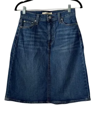 Levi Strauss & Co Blue Denim Jean Skirt Size 26 Knee Length Button Pockets thumbnail 1