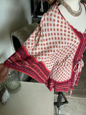 Angie cream, red floral, Boho V-neck, oversized festival tunic blouse M thumbnail 4