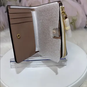 Kate Spade Ivory Wallet thumbnail 5