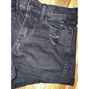 Old Navy Women's Size‎ 4 Black Denim Jean Distressed Mid-Rise Boyfriend Shorts thumbnail 2