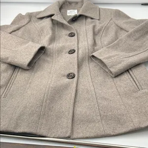Croft & Barrow Women's Beige Trench Coat thumbnail 9