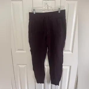 Lululemon Get Going Jogger 28.5" Black Cherry Size 8 thumbnail 5