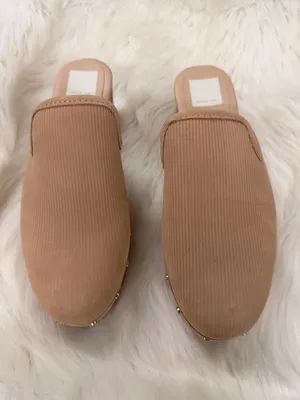DV DOLCE VITA Closen Nubuck Camel Studded Wooden Heel Clogs Shoes 7 thumbnail 10