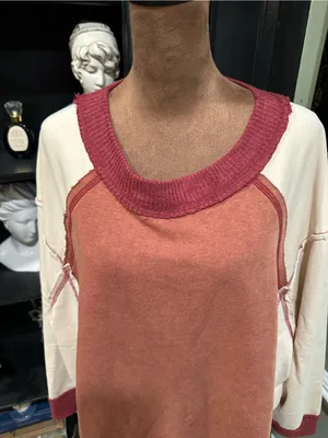 Oli & Hali Rust & Brick Orange Exposed‑Seam Pullover Sweatshirt – Size Medium thumbnail 4