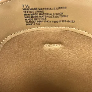 Universal Threads‎ Women's Tan Memory Foam Boots Size 7 1/2 thumbnail 9