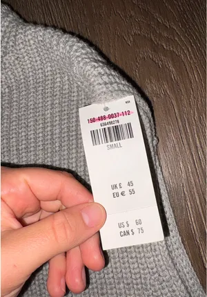 Abercrombie Sleeveless Sweater top thumbnail 3