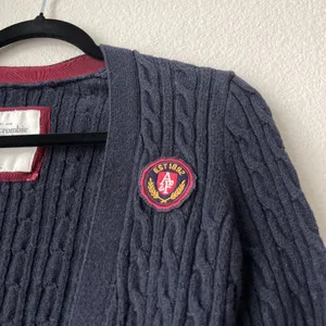 Abercrombie & Fitch Y2K Navy Blue Button Long Sleeve Knit Cardigan Sweater | S thumbnail 2