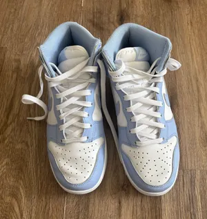 Nike High-Top Dunk thumbnail 1