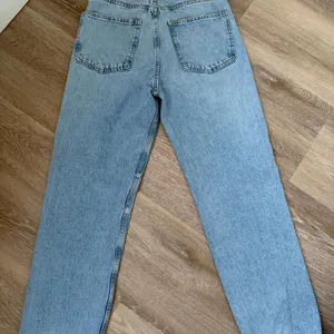 Zara Women's Jeans size 8 thumbnail 3