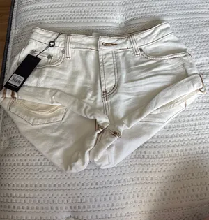 One Teaspoon NWT Denim Shorts 24 White thumbnail 1