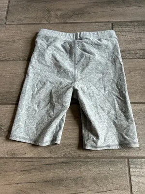 ALO Yoga Women’s Grey Bike Shorts thumbnail 3