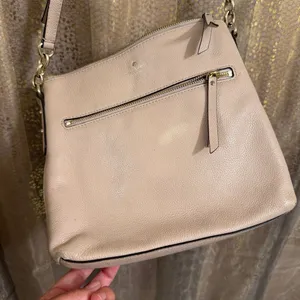 Kate Spade Pinky Beige Pebble Leather Crossbody Purse and Card Wallet Set thumbnail 5