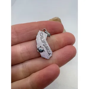 Vintage Monet California State Charm Silver Tone Souvenir Pendant 3.81g thumbnail 2