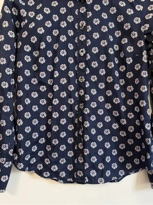 J. Crew Long Sleeve Perfect Button Down Shirt Floral Size 8 Navy Blue Top thumbnail 4