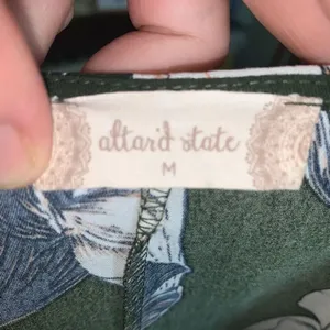 Altar’d State green tropical flower lightweight M coverup kimono thumbnail 4
