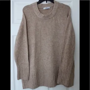 Zara | Beige Soft Crew Neck Knit Sweater thumbnail 2