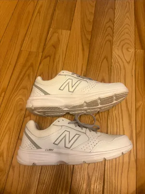 New Balance 411 V1 White Athletic Shoes Size 9.5 with CUSH+ Midsole Technology thumbnail 2