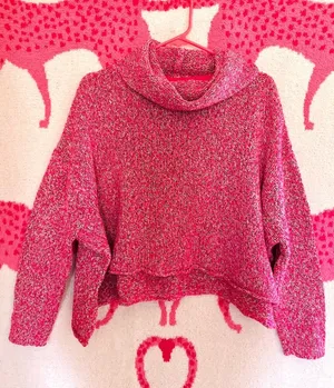 🩷Boutique Sweater🩷 thumbnail 1
