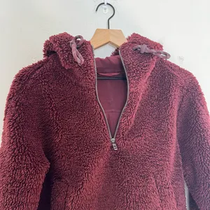 LULULEMON- Textured Fleece 1/2 Zip Red Merlot Pullover Hoodie Warm Comfy Cozy thumbnail 6