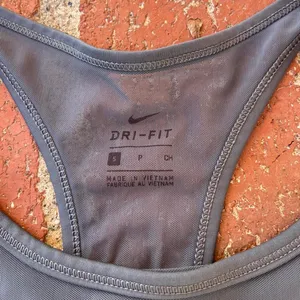 Nike pro grey sports bra sz s thumbnail 3